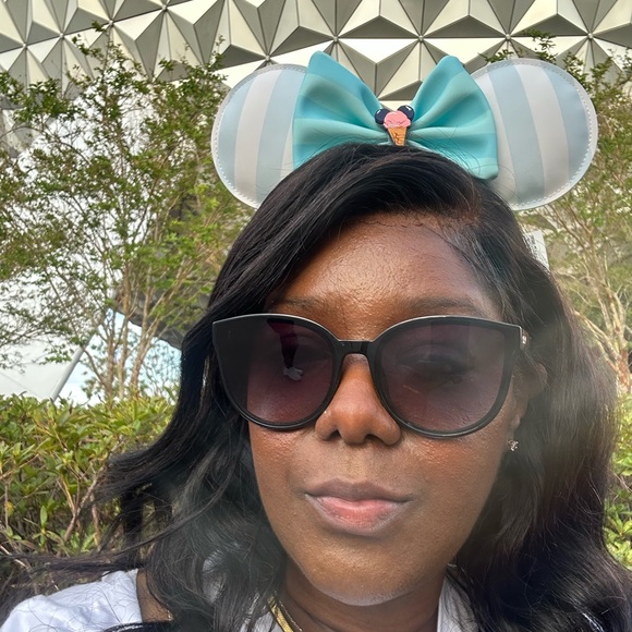 Meet the Posher, Neesh! - Picture 2 of 2